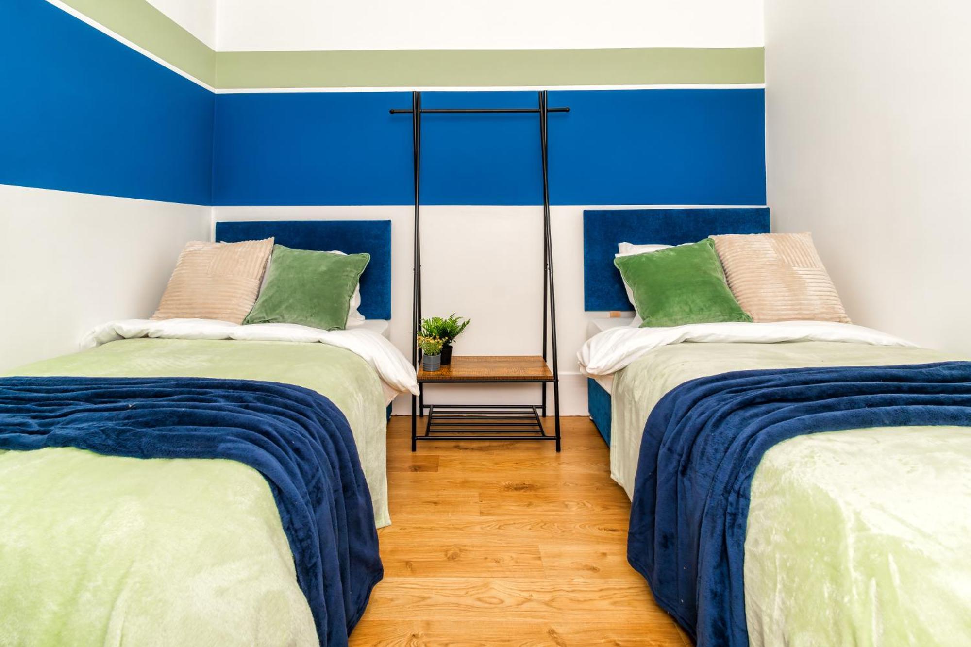 Cosy Retreat - Charming 2-Bed Apartment Greenock Exteriér fotografie