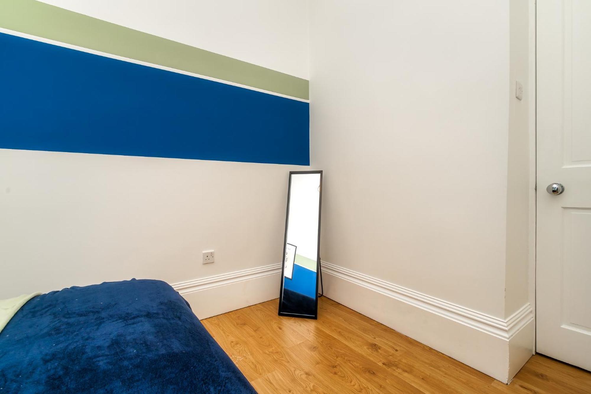 Cosy Retreat - Charming 2-Bed Apartment Greenock Exteriér fotografie