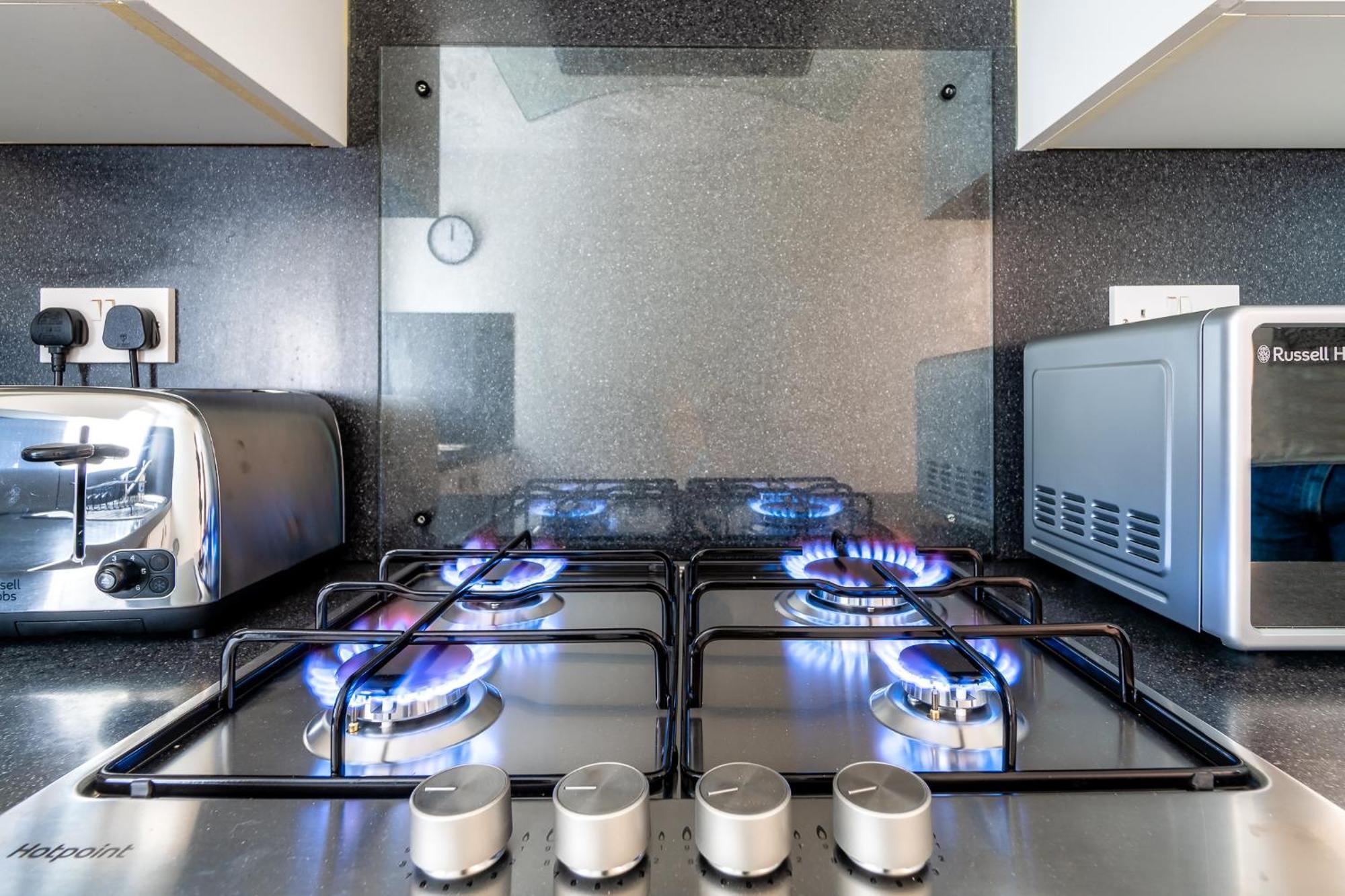 Cosy Retreat - Charming 2-Bed Apartment Greenock Exteriér fotografie